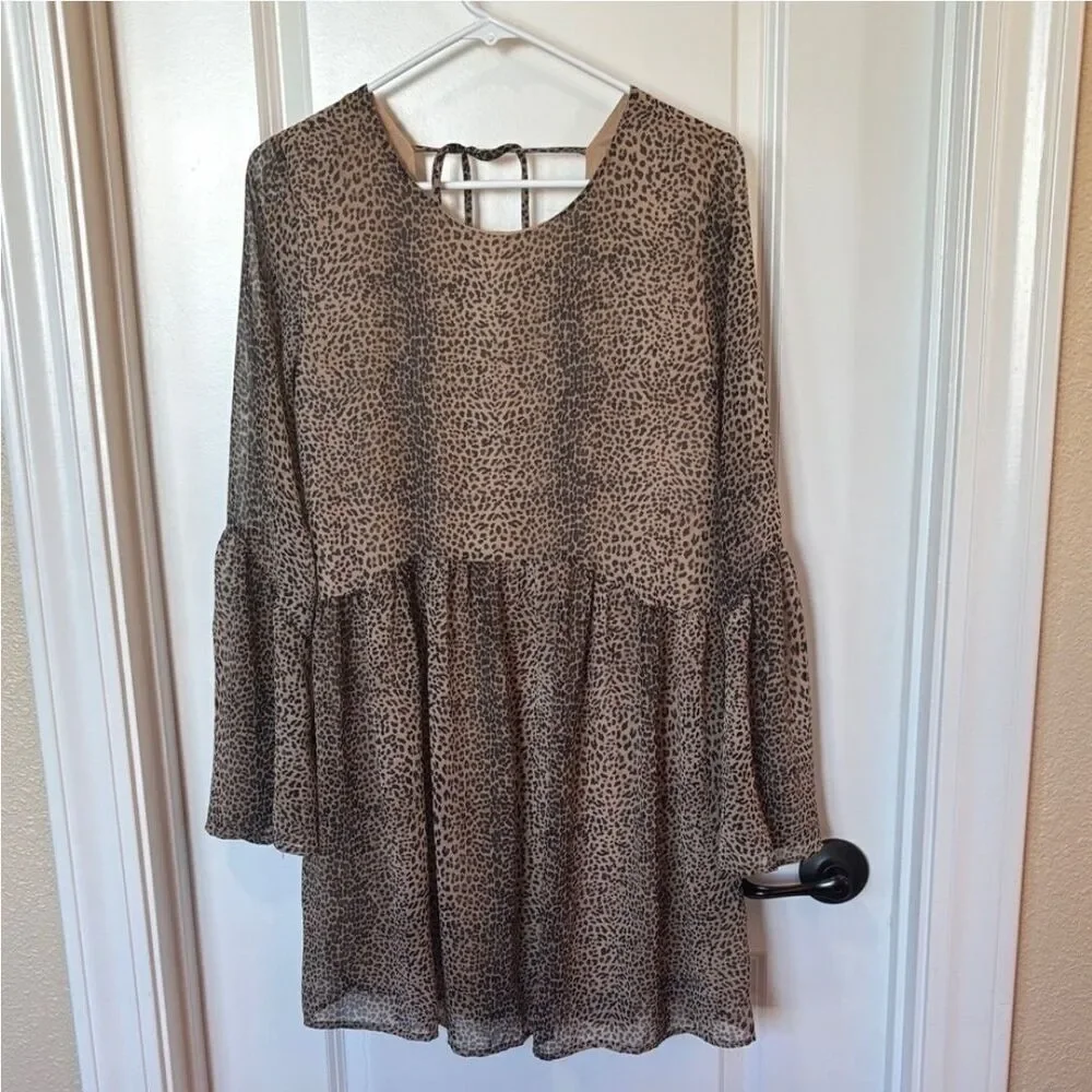 Adrienne Babydoll Dress Womens Size S Leopard Print Bell Sleeves Lined Chiffon